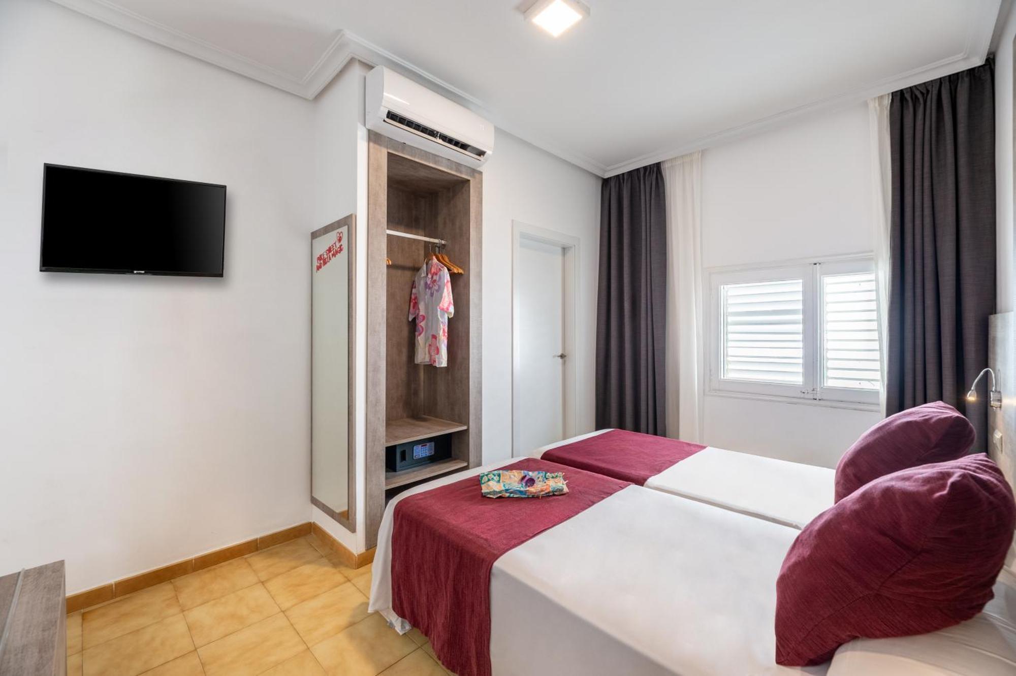 Hotel Vibra Marco Polo II - Adults Only San Antonio  Eksteriør bilde