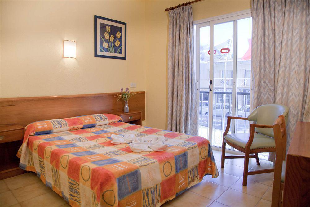 Hotel Vibra Marco Polo II - Adults Only San Antonio  Eksteriør bilde